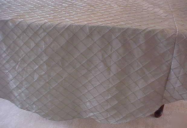 New 94 in round satin light green silver tablecloth 