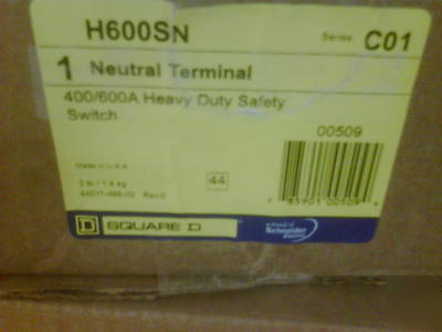 New square d H365 400 amp 480V disconnect new 