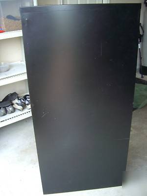 Used steel metal black 4 drawer locking filing cabinet