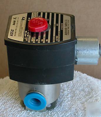 New asco red hat 2 way 1/4 120VAC ss explos proof valve 