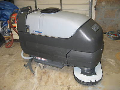Advance c-max 34-st floor scrubber cleaner buffer