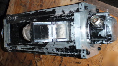 Rexroth indramat #MHD093C-058-NG0-rn servo motor