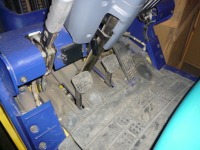  komatsu propane powered forklift 3,500 lbs 1,000 hrs