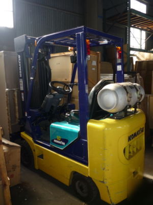  komatsu propane powered forklift 3,500 lbs 1,000 hrs