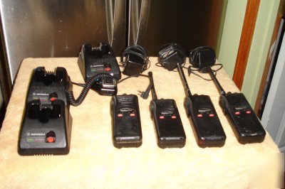 Lot of 4 motorola radius SP50 vhf radios P93YQT20G2AA 