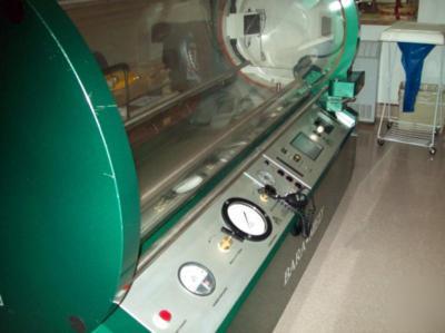 Baramed hyperbaric chamber