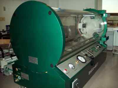 Baramed hyperbaric chamber
