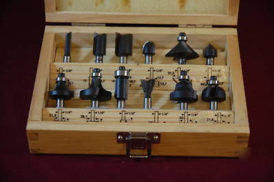 Bosch 12 piece router bit set in wooden box