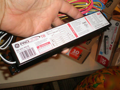 10 proline ge T8 120V 120-277 electronic 4 lamp ballast