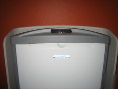 2 sensormatic ultra post ii 2 towers anti theft system 