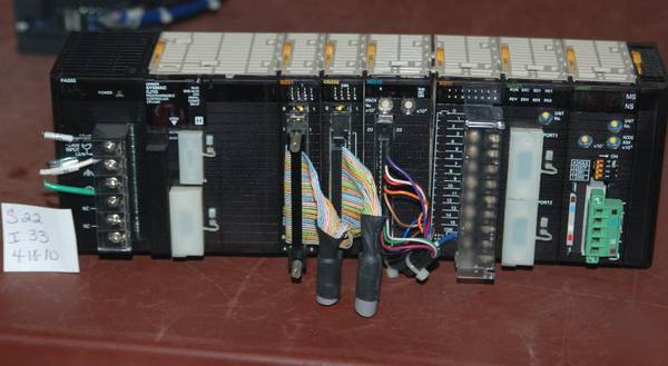 Used omron cjig-CPU434H PA202 ID231 DRM21 NC113 ID211 +