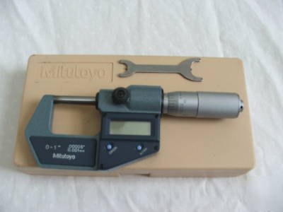 Mitutoyo digital micrometer 0-1
