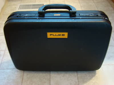Use fluke 196 scopemeter 100MHZ 1GS/s with case