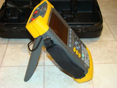 Use fluke 196 scopemeter 100MHZ 1GS/s with case