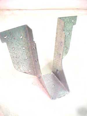 Lot of (5) simpson strong-tie HUS26 2X6 joist hangers