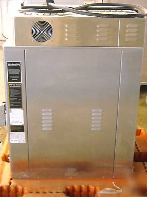 Nu-vu vao-6 convection oven holds 6 full sized trays