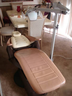 Dental chair with light: royal model 16