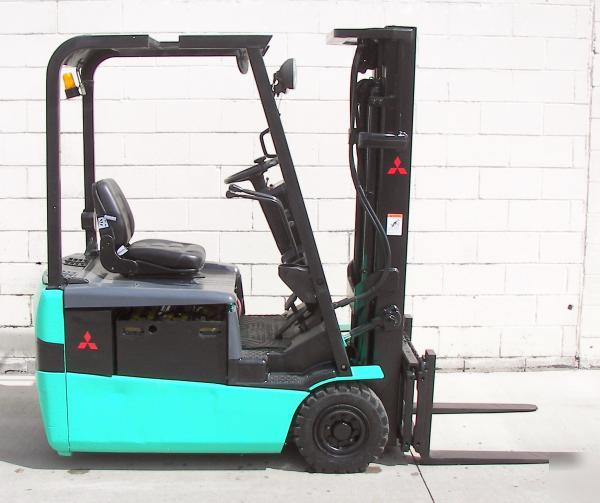 Mitsubishi 3000 lb 36V electric 3 wheel forklift cat