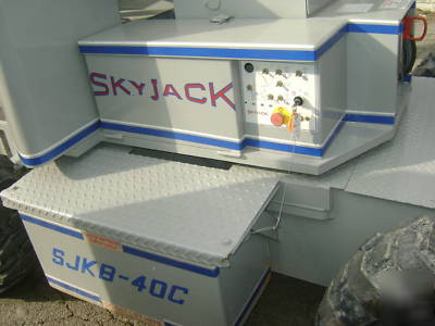 Skyjack boom lift sjkb-40C 40FT scissor lift