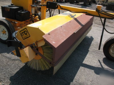 Mb 53MH 9' street sweeper broom towable sweepster nice 