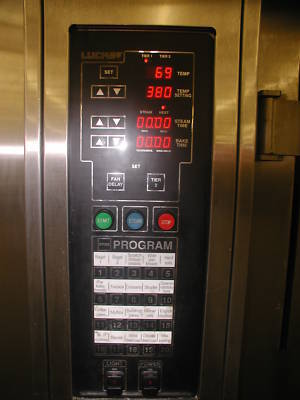 2 lucks double rack ovens 