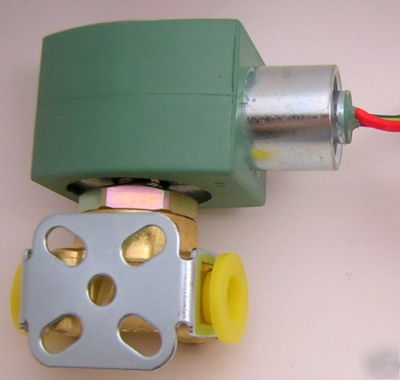 New asco valve 8262G090 24/dc 1/4 in nc 2W gen serv 