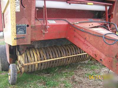 New nice working holland 855 fastnet round baler 5 x 5