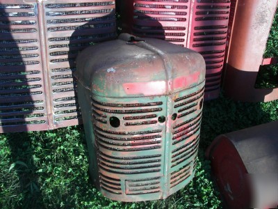 Rare original late 1954 super h tractor grill