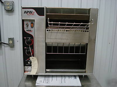 Apw wyott bt 15 conveyor bagel toaster oven bt-15