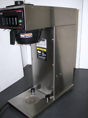 Bunn pour over airpot brewer...120 volts....very nice