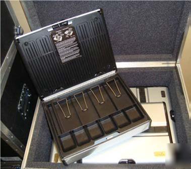 Echelon steel cash box