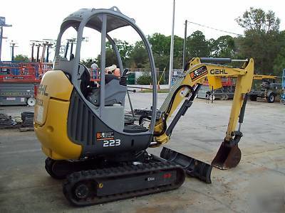 Gehl 223 excavator,4248 lbs,06,191 hrs,dig 8' we ship