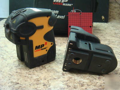 MP3 laser mark 3 beam laser level in case with mount