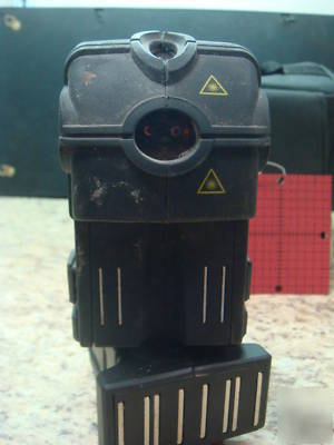 MP3 laser mark 3 beam laser level in case with mount