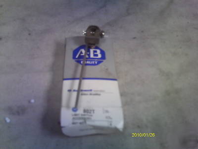 New 802T-W3 allen bradley limit switch lever in box