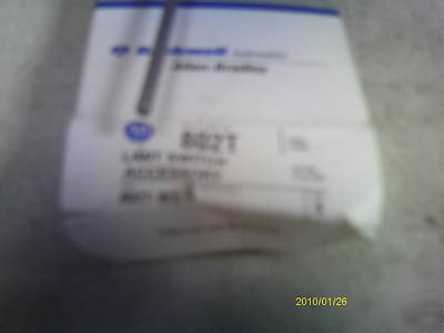 New 802T-W3 allen bradley limit switch lever in box