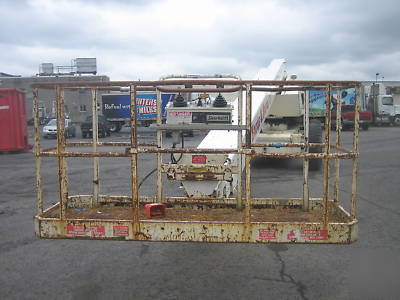 Snorkel 4WD diesel 80' boomlift runs great jlg genie hd