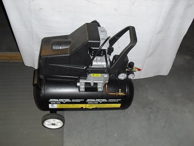 2HP 8GAL 115PSI portable air compressor tools 95386