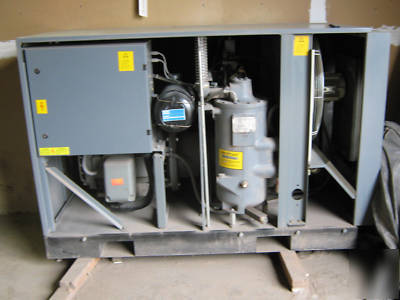 Atlas copco 50HP rotary screw air compressor 2310 hours