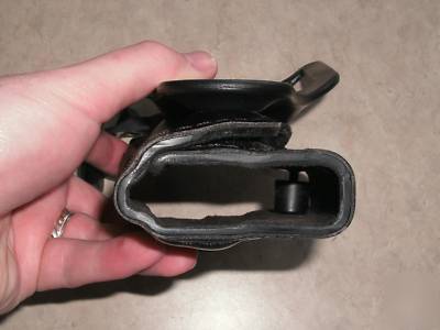 Safariland 6280 duty holster level ii sig P220 P226 rh
