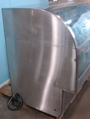 Set of two 4' randell curved refrigerated display cases