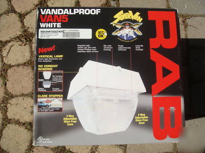 Rab vandalproof VAN5 white 150W mh lighting $257
