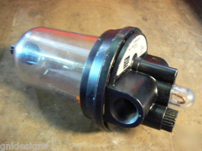 New parker schrader bellows 35841000 lubricator 1/2
