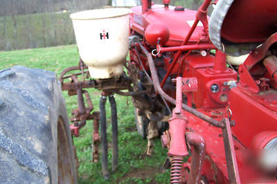 1952 farmall super c tractor cultivator & sidedresser