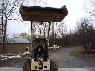 Bobcat 843 skid loader skidsteer, must see, low 