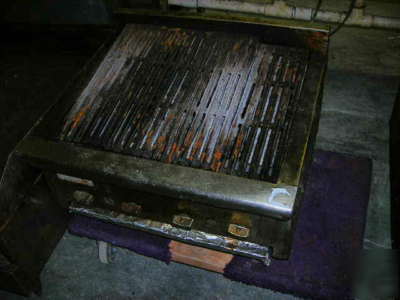 Rankin-delux drb-25C natural gas charbroiler 