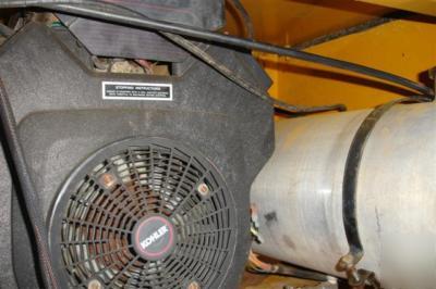 Vactron vacuum excavator ditch witch vermeer excavation
