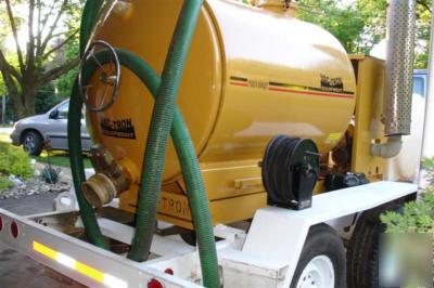 Vactron vacuum excavator ditch witch vermeer excavation