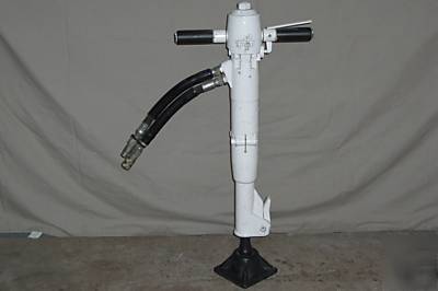 3 hydraulic portable tools, saw, breaker, compressor