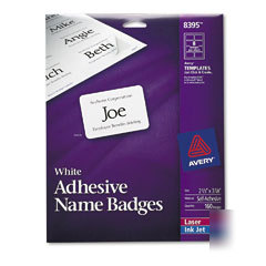 Avery adhesive name badges, 2.33 x 3.375 inches, white,